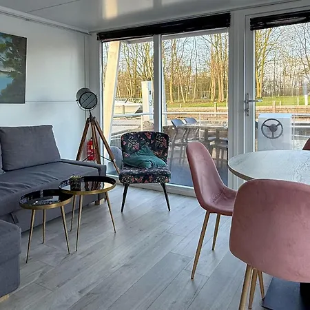 Monaco 4* Naarden
